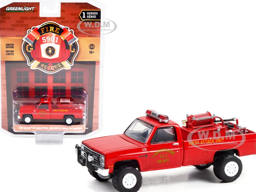 1986 Chevrolet C20 Custom Deluxe Pickup Truck Red First Attack Unit Fire Equipment Hose and Tank Lawrenceburg Fire Department Indiana Fire & Rescue Series 1 1/64 Diecast Model Car Greenlight 67010 A