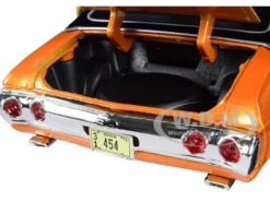 1971 Chevrolet Chevelle SS 454 Sport Metallic Orange Black Top Black Stripes 1/18 Diecast Model Car Maisto 31890