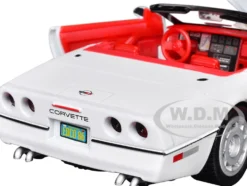 1986 Chevrolet Corvette C4 Convertible White with Red Interior 