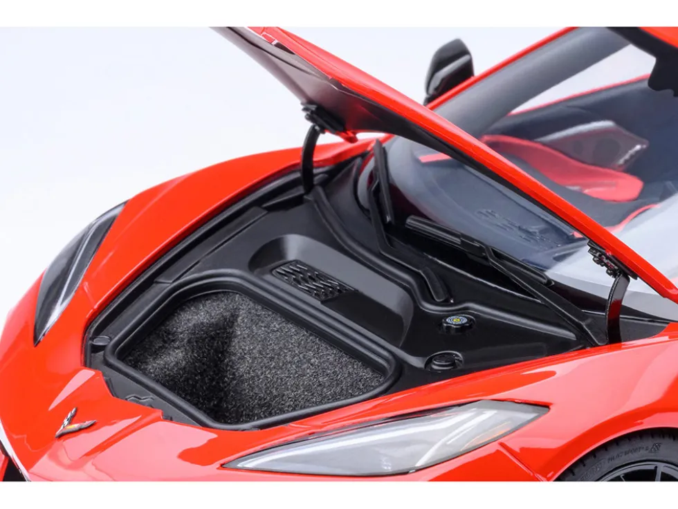 2020 Chevrolet Corvette C8 Stingray Torch Red 1/18 Model Car by Autoart