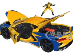 2020 Chevrolet Corvette C8 Stingray Gold Metallic Dark Blue Wolverine Diecast Figurine X-Men Marvel Series Hollywood Rides 1/24 Diecast Model Car Jada 33354