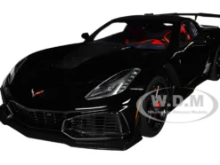 2019 Chevrolet Corvette C7 ZR1 Black with Carbon Top 1/18 Model Car Autoart 71276