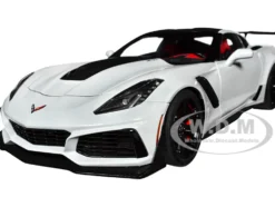 2019 Chevrolet Corvette C7 ZR1 Ceramic Matrix Gray Metallic with Carbon Top 1/18 Model Car Autoart 71277