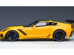 2019 Chevrolet Corvette C7 ZR1 Corvette Racing Yellow Tintcoat with Carbon Top 1/18 Model Car Autoart 71278