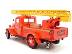 1935 Chevrolet Fire Truck Diecast Model 1/24 Diecast Truck Unique Replicas 18628