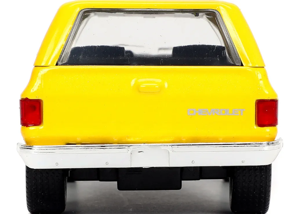1980 Chevrolet K5 Blazer SpongeBob SquarePants Diecast Figurine Hollywood Rides Series 1/32 Diecast Model Car Jada 31798