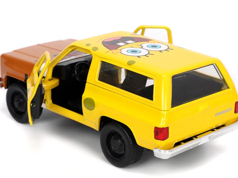 1980 Chevrolet K5 Blazer SpongeBob SquarePants Diecast Figurine Hollywood Rides Series 1/32 Diecast Model Car Jada 31798