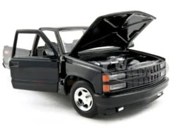 1992 Chevrolet Pickup SS 454 Black 1/24 Diecast Car Model Motormax 73203