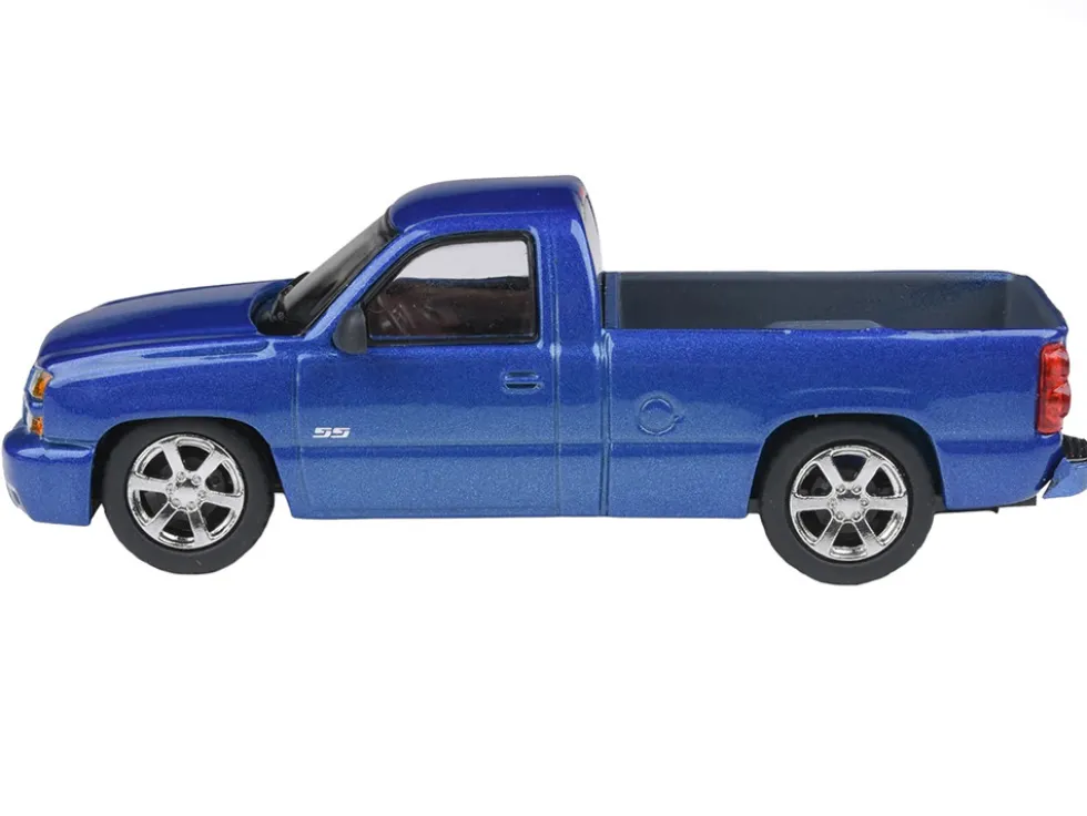 2006 Chevrolet Silverado 'Cateye' Pickup Truck Ming Blue Metallic 1/64 Diecast Model Car by Paragon Models