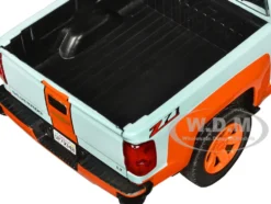 2017 Chevrolet Silverado 1500 LT Z71 Crew Cab Pickup Truck Light Blue with Orange Stripes Gulf Oil Gulf Die Cast Collection 1/27 Diecast Model Car Motormax 79666GULF