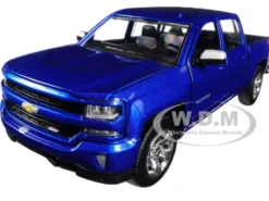 2017 Chevrolet Silverado 1500 LT Z71 Crew Cab Blue 1/27 Diecast Model Car Motormax 79348