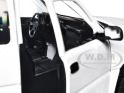 2006 Chevrolet Silverado 1500 Pickup Truck White 
