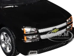2006 Chevrolet Silverado SS Pickup Truck Black 