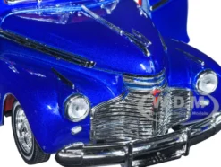 1941 Chevrolet Special Deluxe Convertible Candy Blue Metallic Red Interior Low Rider Collection 1/24 Diecast Model Car Welly 22411