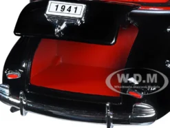 1941 Chevrolet Special Deluxe Convertible Black Red Interior Low Rider Collection 1/24 Diecast Model Car Welly 22411