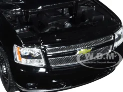 2008 Chevrolet Tahoe Unmarked Police Car Black White 1/24 Diecast Model Car Welly 22509