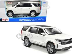 2021 Chevrolet Tahoe White with Sunroof Special Edition 1/26 Diecast Model Car Maisto 31533WH
