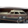 1979 Chrysler Lebaron Town & Country Cream 1/24 Diecast Model Car Motormax 73331