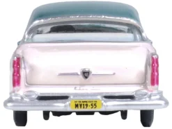 1955 Chrysler New Yorker Deluxe St. Regis Jade Green Metallic and Cream 1/87 (HO) Scale Diecast Model Car by Oxford Diecast