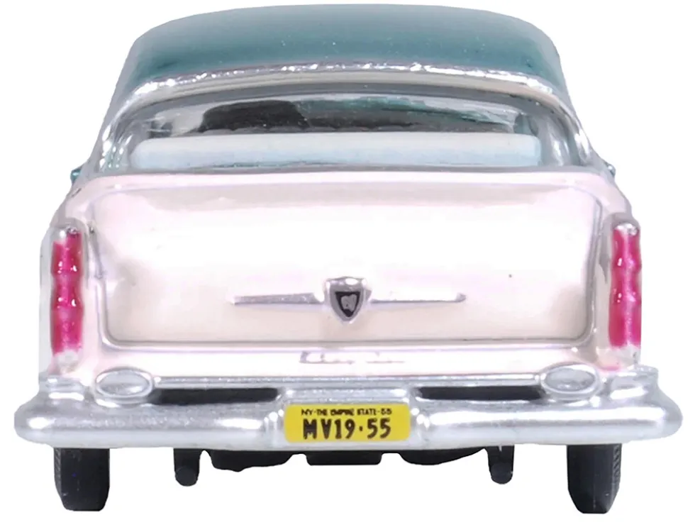 1955 Chrysler New Yorker Deluxe St. Regis Jade Green Metallic and Cream 1/87 (HO) Scale Diecast Model Car by Oxford Diecast