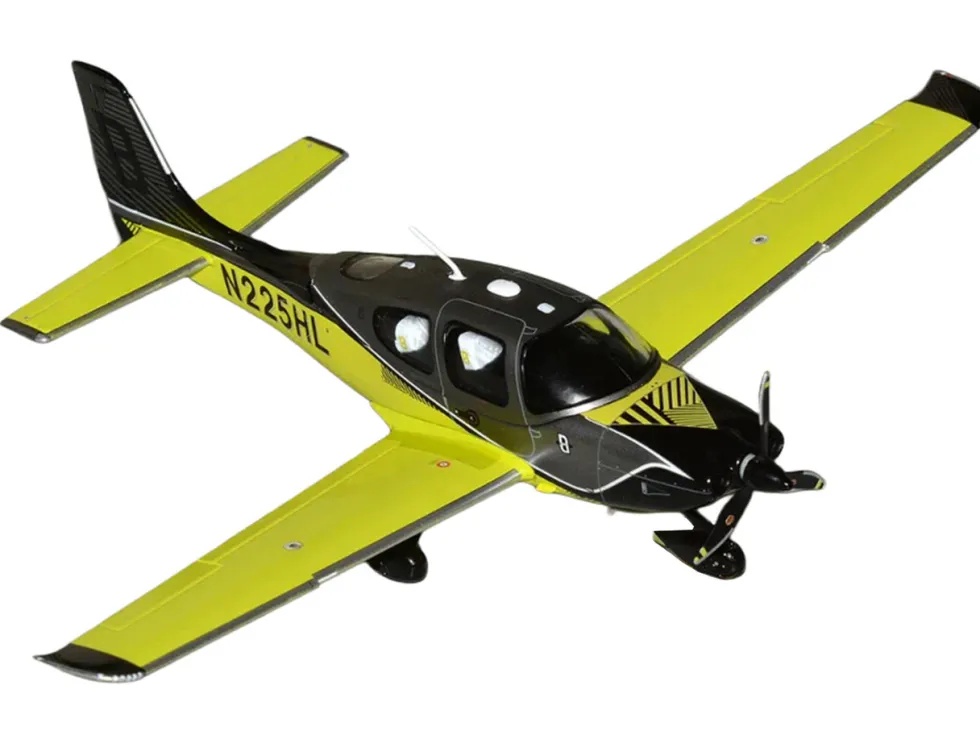 Cirrus SR22T Composite Aircraft (N225HL) Black and Neon Green "Gemini General Aviation" Series 1/72 Diecast Model Airplane by GeminiJets