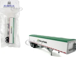 Covered Grain Trailer White with Green Tarp "Nutrena Feeds" 1/87 (HO) Plastic Model Car by HO Logistics