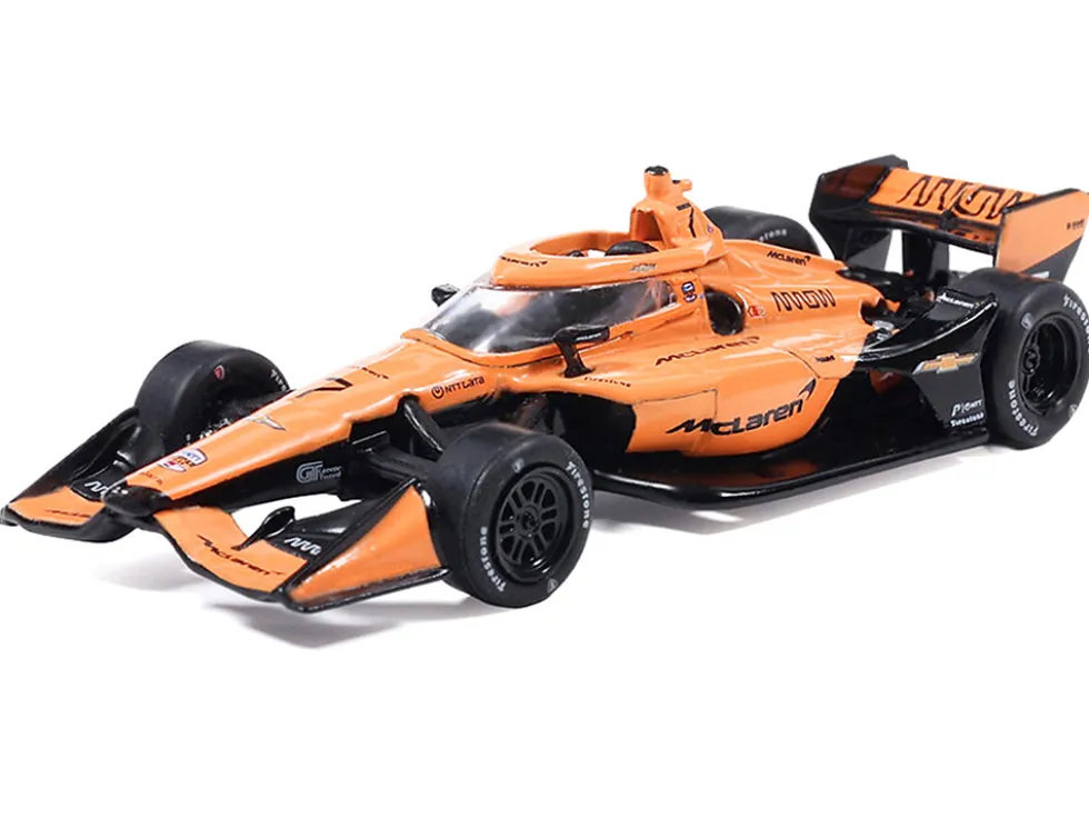 Dallara IndyCar #7 Christian Lundgaard "McLaren" Arrow McLaren IndyCar Team (Road Course Configuration) "NTT IndyCar Series" (2026) 1/64 Diecast Model Car by IXO Models