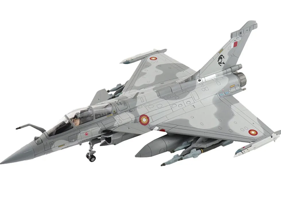 Dassault Rafale EQ Fighter Aircraft "QA210" (2019) Qatar Emiri Air Force "Air Power Series" 1/72 Diecast Model by Hobby Master