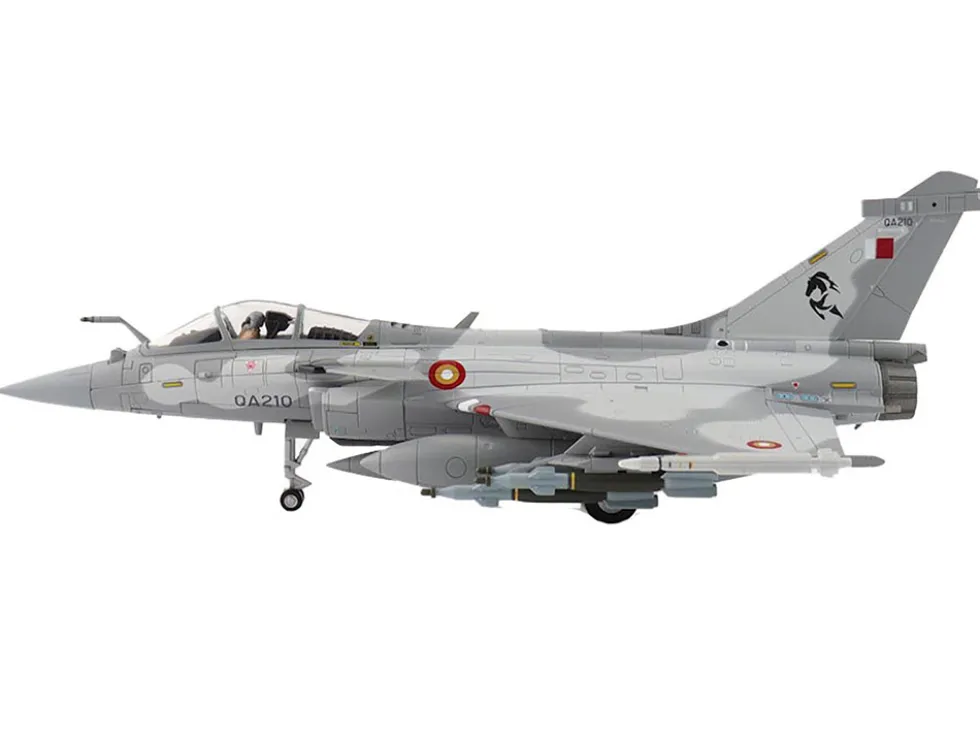 Dassault Rafale EQ Fighter Aircraft "QA210" (2019) Qatar Emiri Air Force "Air Power Series" 1/72 Diecast Model by Hobby Master