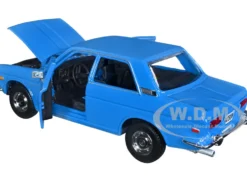 1971 Datsun 510 Blue Special Edition 1/24 Diecast Model Car Maisto 31518bl