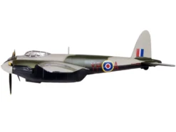 De Havilland Mosquito NF MKII Aircraft "Wing Commander Peter G. Wykeham-Barnes, No. 23 Squadron, Luqa, Malta" (1943) Royal Air Force "Oxford Aviation" Series 1/72 Diecast Model Airplane by Oxford Diecast