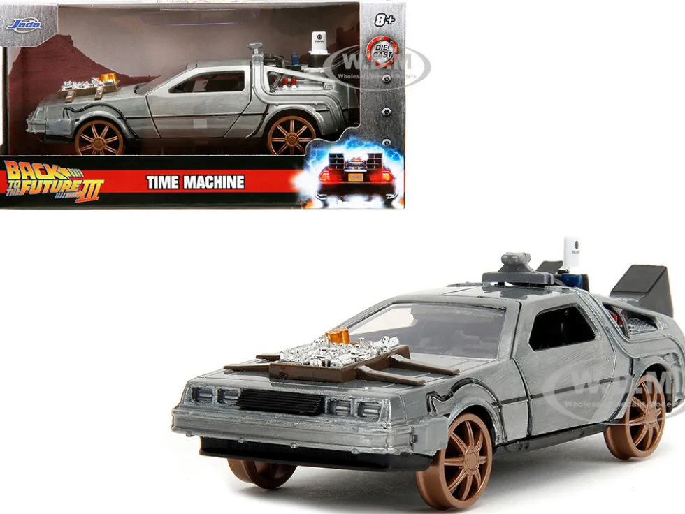 DeLorean DMC Time Machine Brushed Metal Train Wheel Version Back to the Future Part III 1990 Movie Hollywood Rides Series 1/32 Diecast Model Car Jada 34786