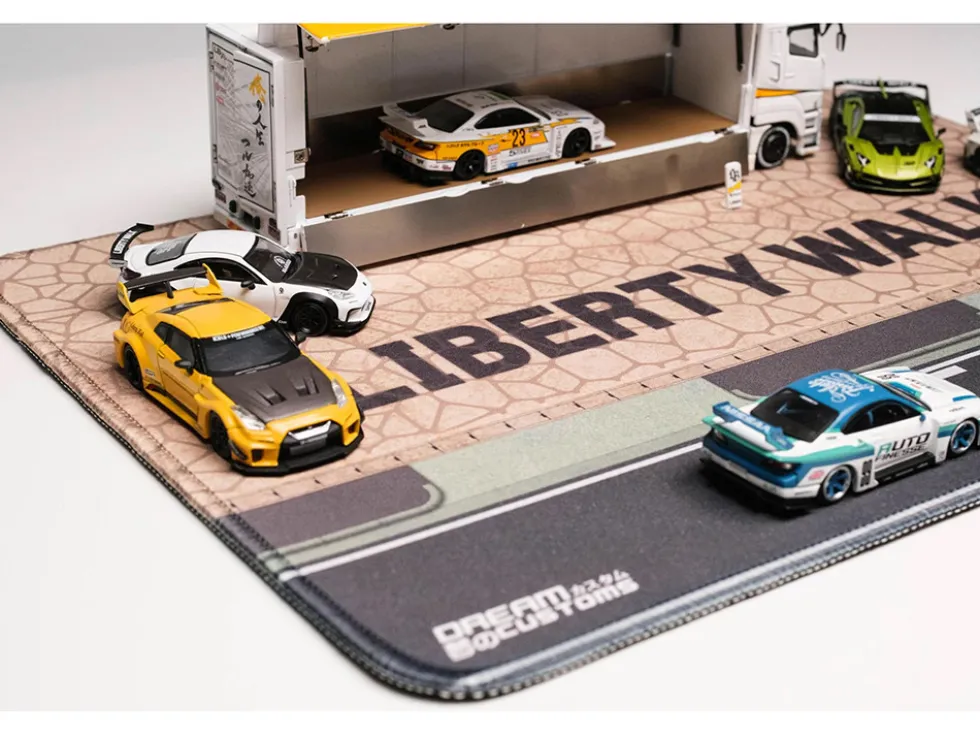 Desktop Display Mat "Liberty Walk" by Dream Customs