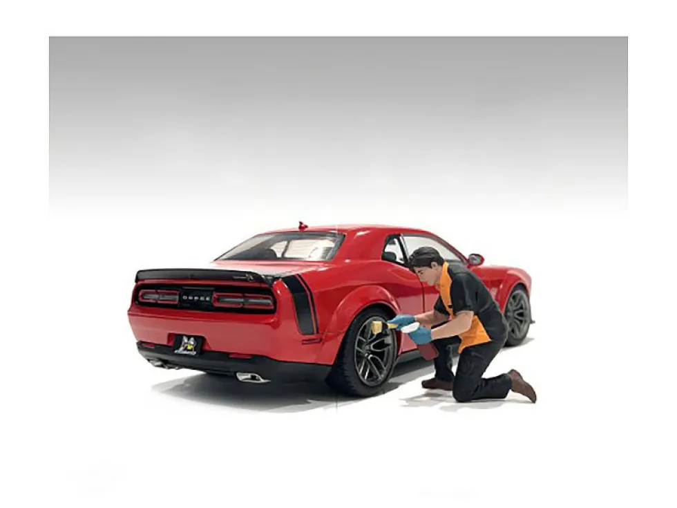 Detail Masters Figure 1 Wheel Cleaning for 1/24 Scale Models American Diorama 24601