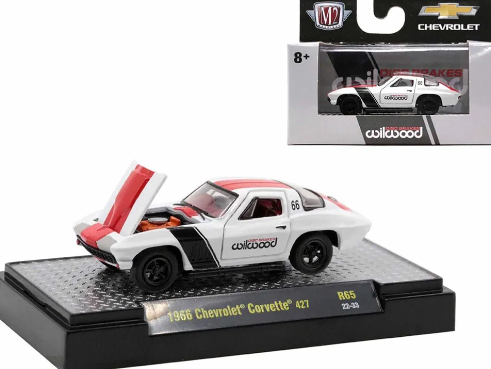 Detroit Muscle Set of 6 Cars IN DISPLAY CASES Release 65 Limited Edition 1/64 Diecast Model Cars M2 Machines 32600-65