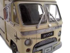 1961 Divco Di Vidend Step Van Cream 1/34 Diecast Model Car Unique Replicas 18531
