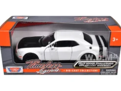 2018 Dodge Challenger SRT Hellcat Widebody White Black Hood 1/24 Diecast Model Car Motormax 79350