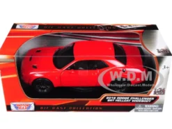 2018 Dodge Challenger SRT Hellcat Widebody Red 1/24 Diecast Model Car Motormax 79350