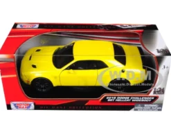 2018 Dodge Challenger SRT Hellcat Widebody Yellow 1/24 Diecast Model Car Motormax 79350