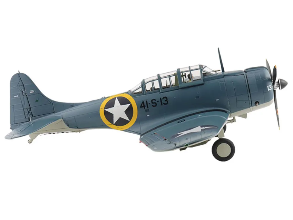 Douglas SBD-3 Dauntless Aircraft "06624, 41-S-13, Operation Torch, VS-41, USS Ranger" (1942) United States Navy "Premium Collection" 1/32 Diecast Model by Hobby Master