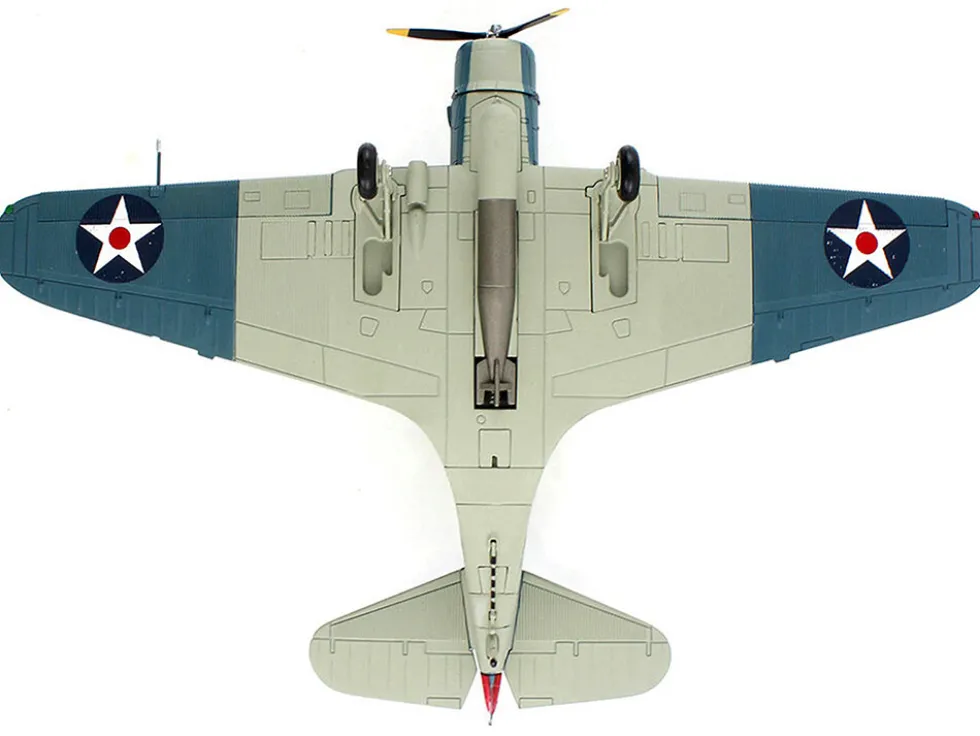 Douglas TBD-1 Devastator Bomber Aircraft "Lt. Cdr. James Brett, VT-2, USS Lexington" (1942) United States Navy "SkyMax Models" Series 1/72 Diecast Model by Hobby Master