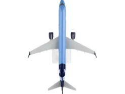 Embraer E195 Commercial Aircraft "Breeze Airways" (N190BZ) Blue (Snap-Fit) 1/100 Plastic Model by Skymarks