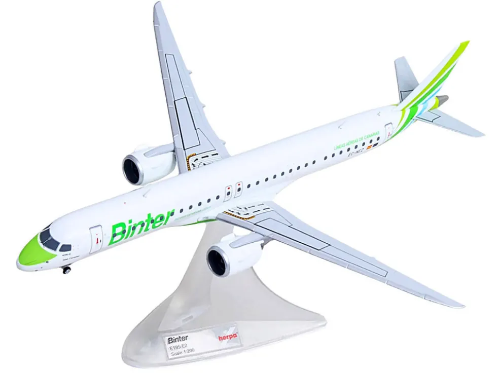 Embraer E195-E2 Commercial Aircraft "Binter Canarias" (EC-NEZ) White with Green Striped Tail 1/200 Diecast Model Airplane by Herpa