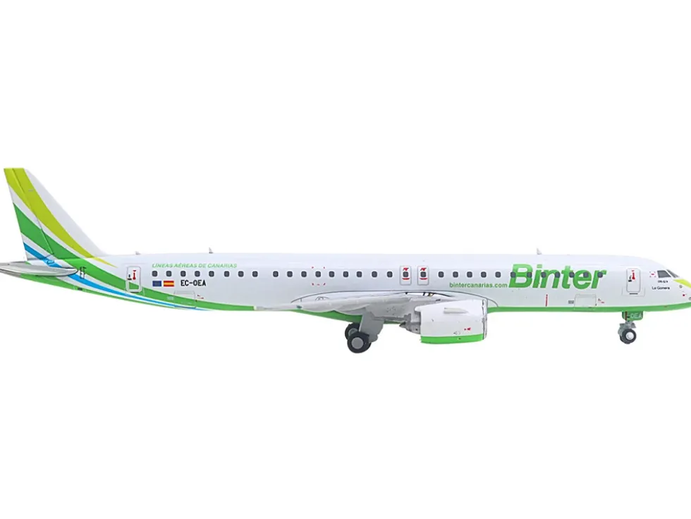 Embraer E195-E2 Commercial Aircraft "Binter Canarias" (EC-OEA) White with Green Tail Stripes Stripes 1/400 Diecast Model Airplane by GeminiJets