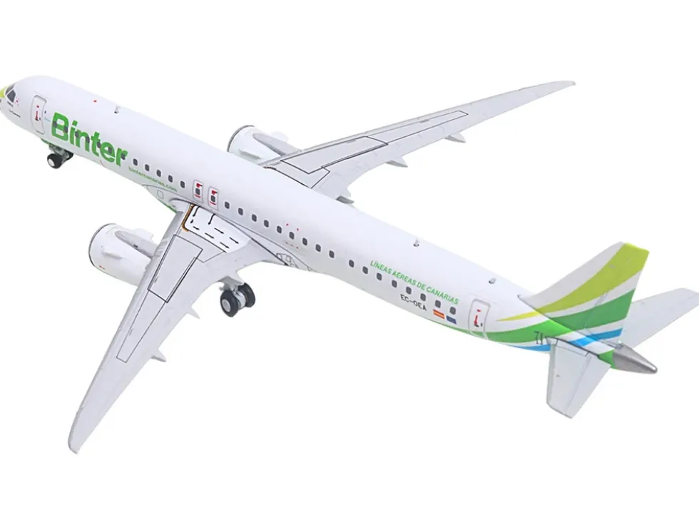 Embraer E195-E2 Commercial Aircraft "Binter Canarias" (EC-OEA) White with Green Tail Stripes Stripes 1/400 Diecast Model Airplane by GeminiJets