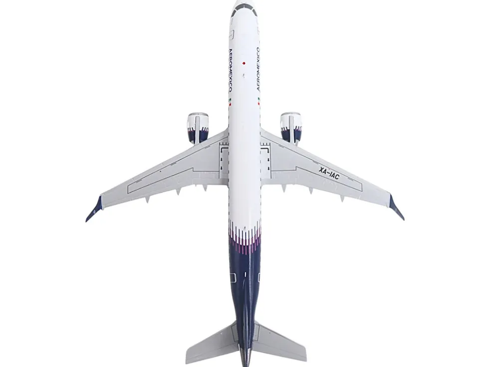 Embraer ERJ-190 Commercial Aircraft "Aeromexico Connect" (XA-IAC) White with Blue Tail "Gemini 200" Series 1/200 Diecast Model Airplane by GeminiJets