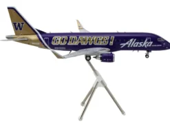 Embraer ERJ-175 Commercial Aircraft "Alaska Airlines/Horizon - University of Washington Huskies" (N662QX) Purple with Gold Tail "Gemini 200" Series 1/200 Diecast Model Airplane by GeminiJets