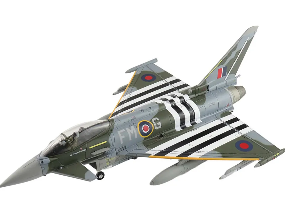 Eurofighter Typhoon FGR4 Fighter Aircraft "ZJ913 FM-G" (2024) British Royal Air Force "Air Power Series" 1/72 Diecast Model by Hobby Master