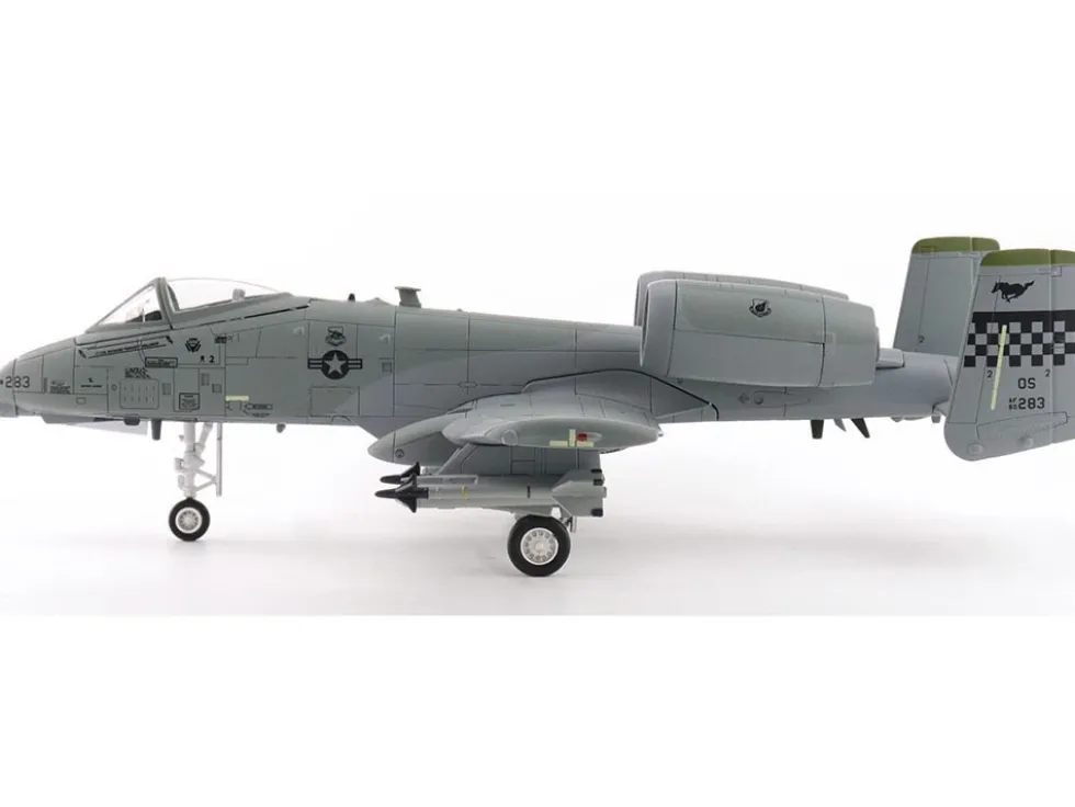 Fairchild Republic A-10C Thunderbolt II Attack Aircraft "80-0283, 25th FS, 51st FW, Osan Air Base" (2015) United States Air Force "Air Power Series" 1/72 Diecast Model by Hobby Master