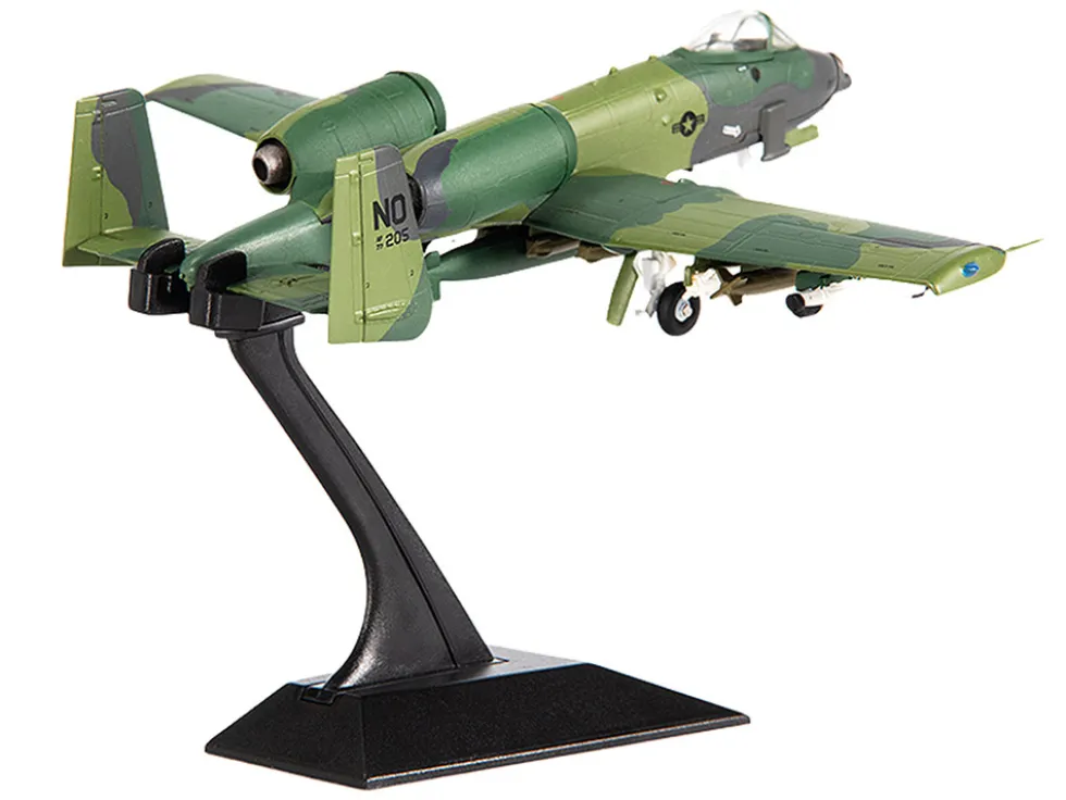 Fairchild Republic A-10 Thunderbolt II Attack Aircraft "23rd Tactical Fighter Wing, 706th Fighter Squadron, Operation Desert Storm" (1991) United States Air Force 1/144 Diecast Model by JC Wings